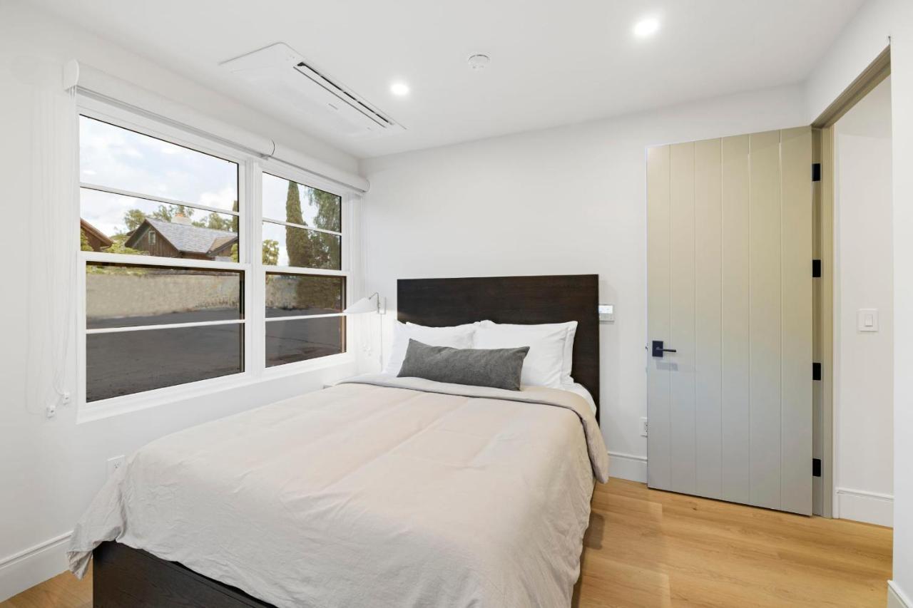 Casa Jardin - Boutique Suites In Downtown 圣巴巴拉 外观 照片